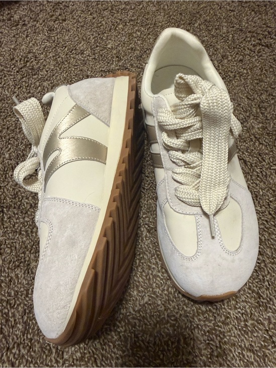 Somiliss Shoes - Somiliss Classic Women's Cream Lace-Up Sneakers